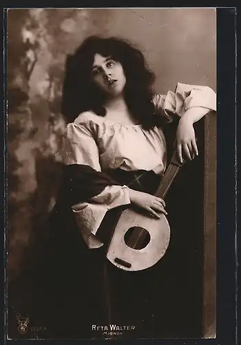 AK Opernsängerin Reta Walter als Mignon