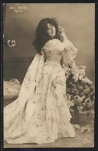 AK Opernsängerin Reta Walter als Mignon