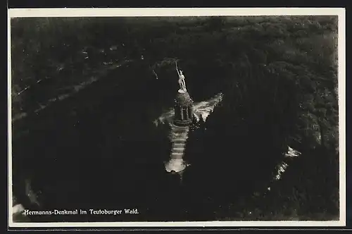 AK Detmold, Hermanns-Denkmal vom Flugzeug aus gesehen
