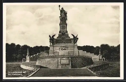 AK Rüdesheim, Niederwalddenkmal