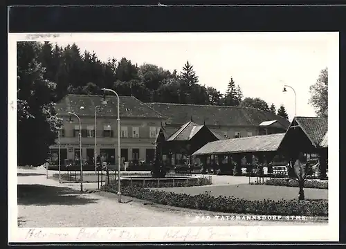 AK Bad Tatzmannsdorf, Teilansicht mit Geschäften
