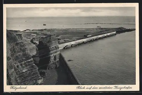 AK Helgoland, Blick auf den zerstörten Kriegshafen aus der Vogelschau