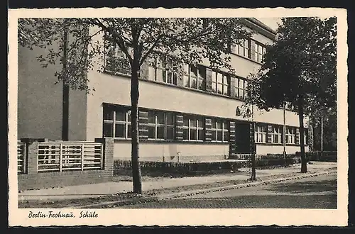 AK Berlin-Frohnau, Blick auf eine Schule