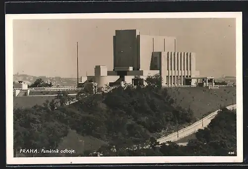 AK Prag / Praha, Pamatnik odboje, Bauhaus