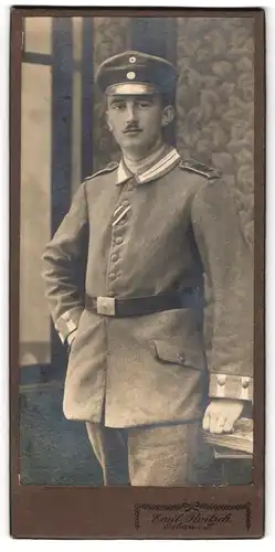 Fotografie Emil Roitsch, Eibau i. S., Soldat in Garde Uniform Feldgrau