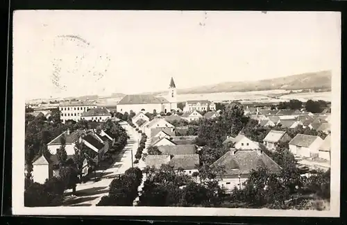 AK Ronov n. D., Strassenpartie mit Kirche