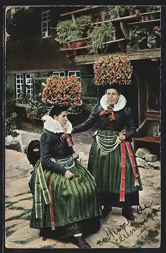 AK St. Georgen, Zwei Frauen in Schwarzwälder Tracht
