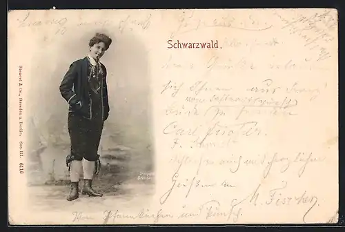 AK Schwarzwald, Junger Mann mit Tabakspfeife, Schwarzwälder Tracht