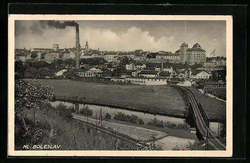 AK Ml. Boleslav, Ortsansicht mit Kirche und Fabrik