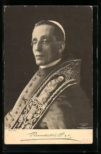 AK Papst Benedictus XV in vollem Ornat