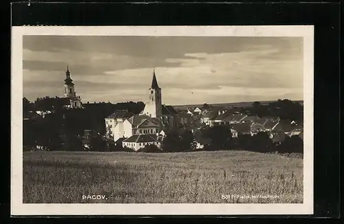 AK Pacov, Teilansicht mit Kirche