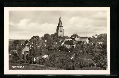 AK Chotebor, Panorama mit Kirche