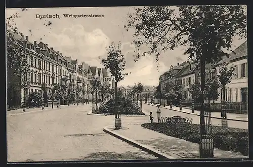 AK Durlach, Weingartenstrasse mit Kindern