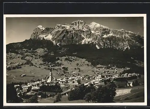 AK Cortina, Ortsansicht mit Kirche und Tofana