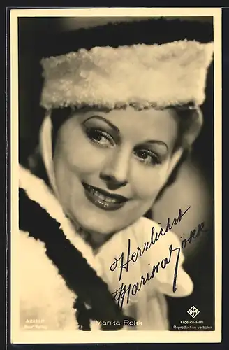 AK Schauspielerin Marika Rökk mit Mütze, original Autograph