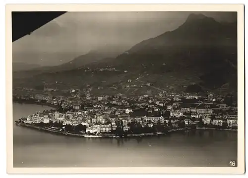 Fotografie Ansicht Montreux, Schweizfahrt des LZ 127 Graf Zeppelin, Blick nach der Stadt aus dem Zeppelin