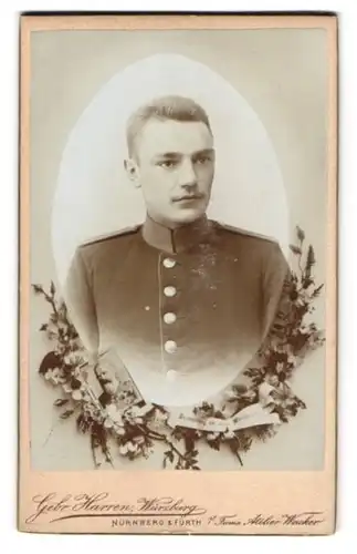 Fotografie Gebr. Harren, Würzburg, junger Soldat in Uniform Rgt. 2, Passepartout Erinnerung an meine Militärzeit