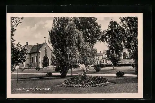 AK Lundenburg, Parkpartie mit Kirche