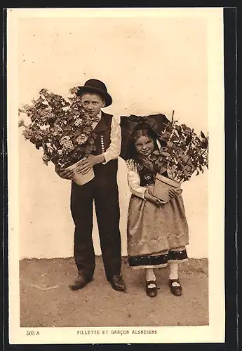 AK Fillette et Garcon Alsaciens, zwei elsässer Kinder in Tracht
