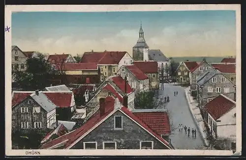 AK Dhünn, Strassenpartie aus der Vogelschau mit Blick zur Kirche