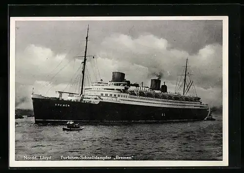 AK Turbinen-Schnelldampfer Bremen mit Beiboot