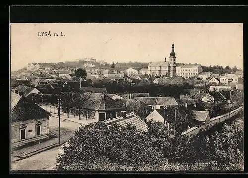 AK Lissa / Lysa, Blick über den Ort mit Kirche