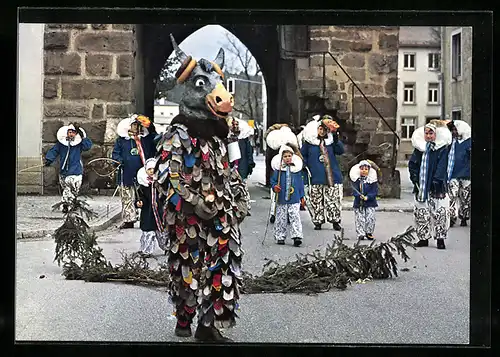 AK Villingen, Historische Villinger Fasnet, Butzesel mit Stachi, Fasching