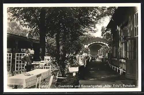 AK Potsdam, Gaststätte und Konzertgarten Alter Fritz, Inh.: Paul Bosek, Terrasse