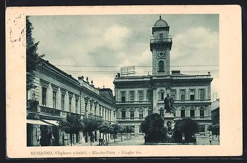 AK Komárno, Klapka-Platz mit Denkmal