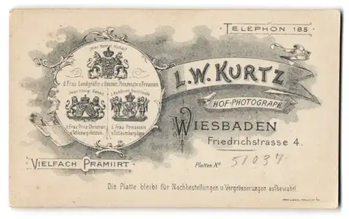 Fotografie L. W. Kurtz, Wiesbaden, königliche Wappen der Prinzessinnen v. Schaumburg-Lippe, Schleswig-Holst. v. Hessen