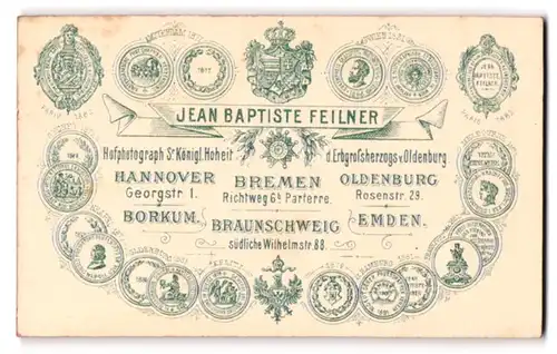 Fotografie Jean Baptiste Feilner, Emden, königliche Wappen und Medaillen nebst Anschriften der Ateliers