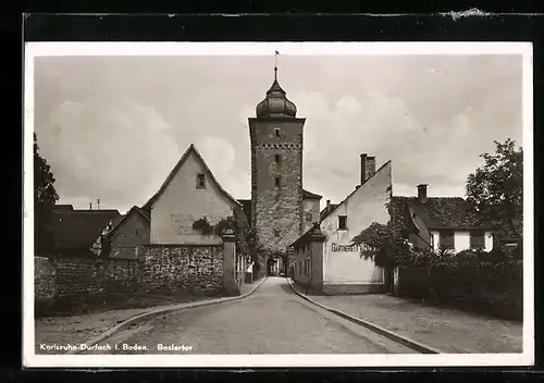 AK Karlsruhe-Durlach, Blick zum Baslertor