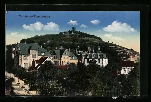 AK Karlsruhe-Durlach, Ortsansicht mit Blick auf den Turmberg