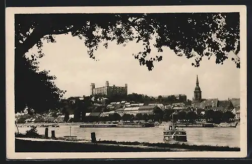 AK Bratislava, Panorama mit Dampfer