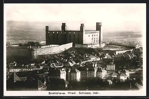 AK Bratislava, Podhradie, Schlossberg aus der Vogelschau