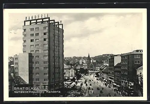 AK Bratislava, Námestie Republiky, Manderla