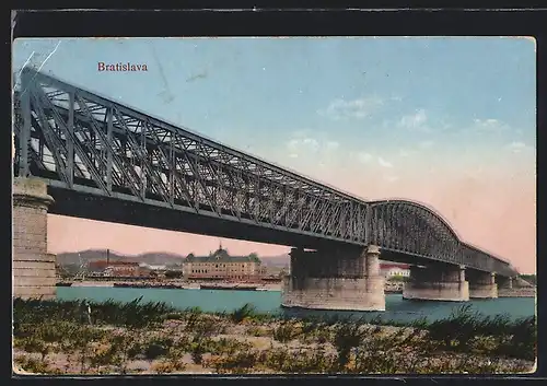 AK Bratislava, Brücke mit Donau und Lastkähnen