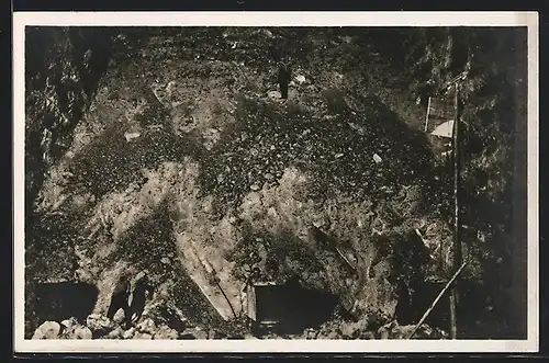 AK Kochendorf, Steinsalzwerk, Schacht König Wilhelm II., Schlepper bei der Förderung