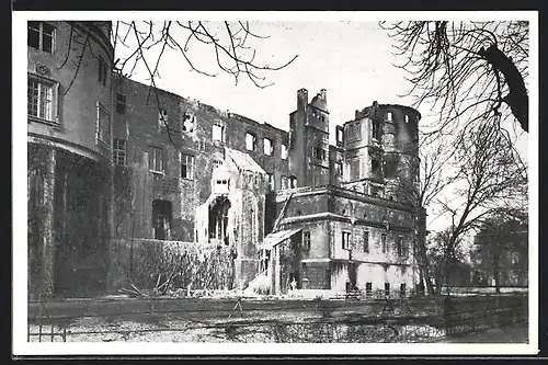 AK Stuttgart, Altes Schloss nach dem Brand 1931