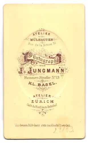 Fotografie J. Jungmann, Kl. Basel, Hammer-Str. 13, Gutaussehender brünetter Junge mit ernster Miene