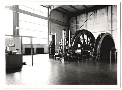 Fotografie unbekannter Fotograf, Ansicht Salzgitter, Fördermaschine in der Schachtanlage Haverlahwiese I., Tagebau