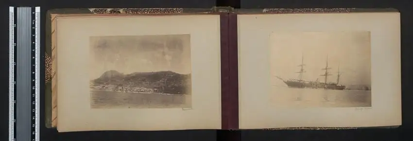 Fotoalbum mit 42 Fotografien. K.u.K. Kriegsmarine, Rundreise / Expedition Lagos, Kamerun, Dakar, Freetown, New York 13