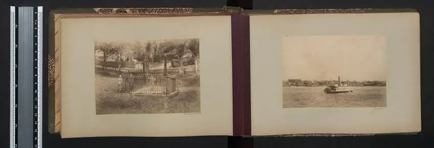 Fotoalbum mit 42 Fotografien. K.u.K. Kriegsmarine, Rundreise / Expedition Lagos, Kamerun, Dakar, Freetown, New York 17