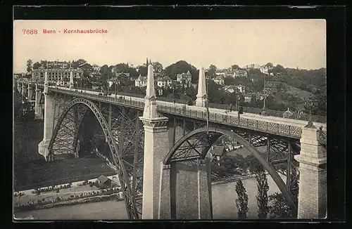 AK Bern, Kornhausbrücke mit Passanten