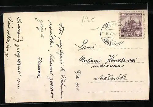 AK Zbraslavice, Panorama, Strassenpartie, Blick zur Kirche