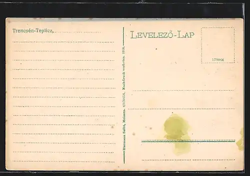 AK Bad Trencsenteplitz, Partie vor Hotel Bellevue, Kirche und Wasserfontaine