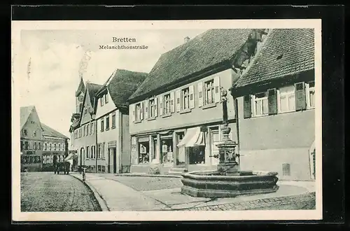 AK Bretten, Melanchthonstrasse mit Geschäft und Brunnen