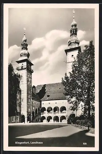 AK Klagenfurt, Strassenpartie am Landhaus