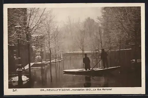 AK Neuilly-sur-Seine, Crue de la Seine 1910, La Rue Perronet