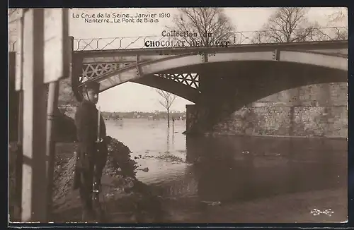 AK Nanterre, la Crue de la Seine 1910, le Pont de Biais